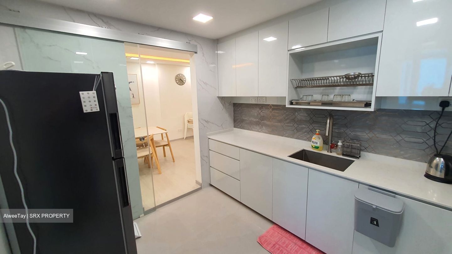 Regal Court (D12), Apartment #558094381